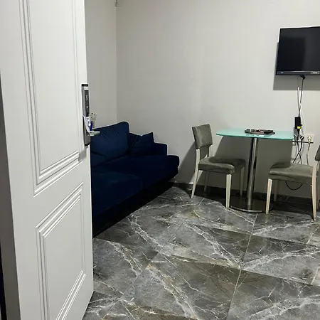Ξενοδοχείο με διαμερίσματα Zerya 3*